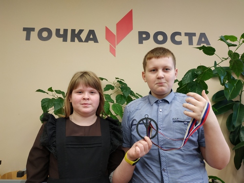 Хакатон кванториума 35 школы г. Курска для кванториумов и Точек Роста Курской области - 1 и 2 место!